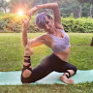 Meet your Posher, Joelle